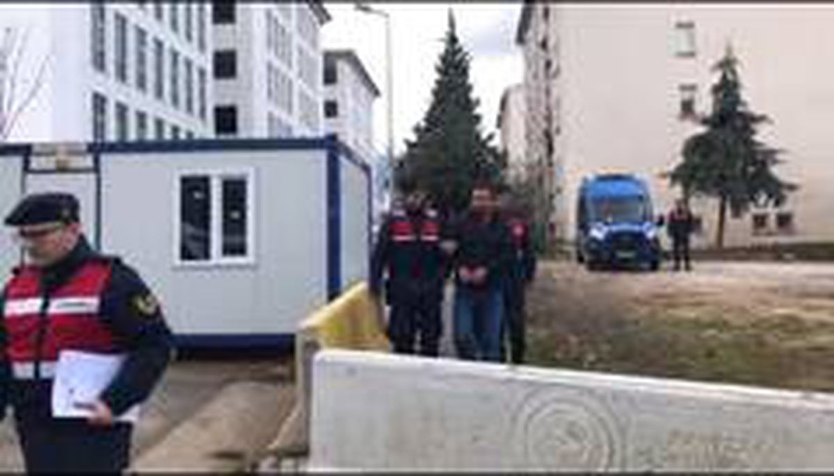 JASAT timine uyuşturucu satmaya çalışan şahıs tutuklandı