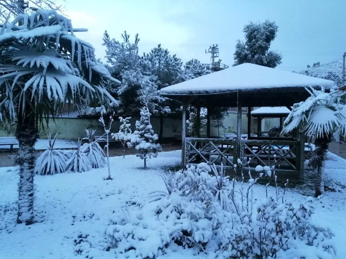 Kocaeli beyaz örtü ile kaplandı