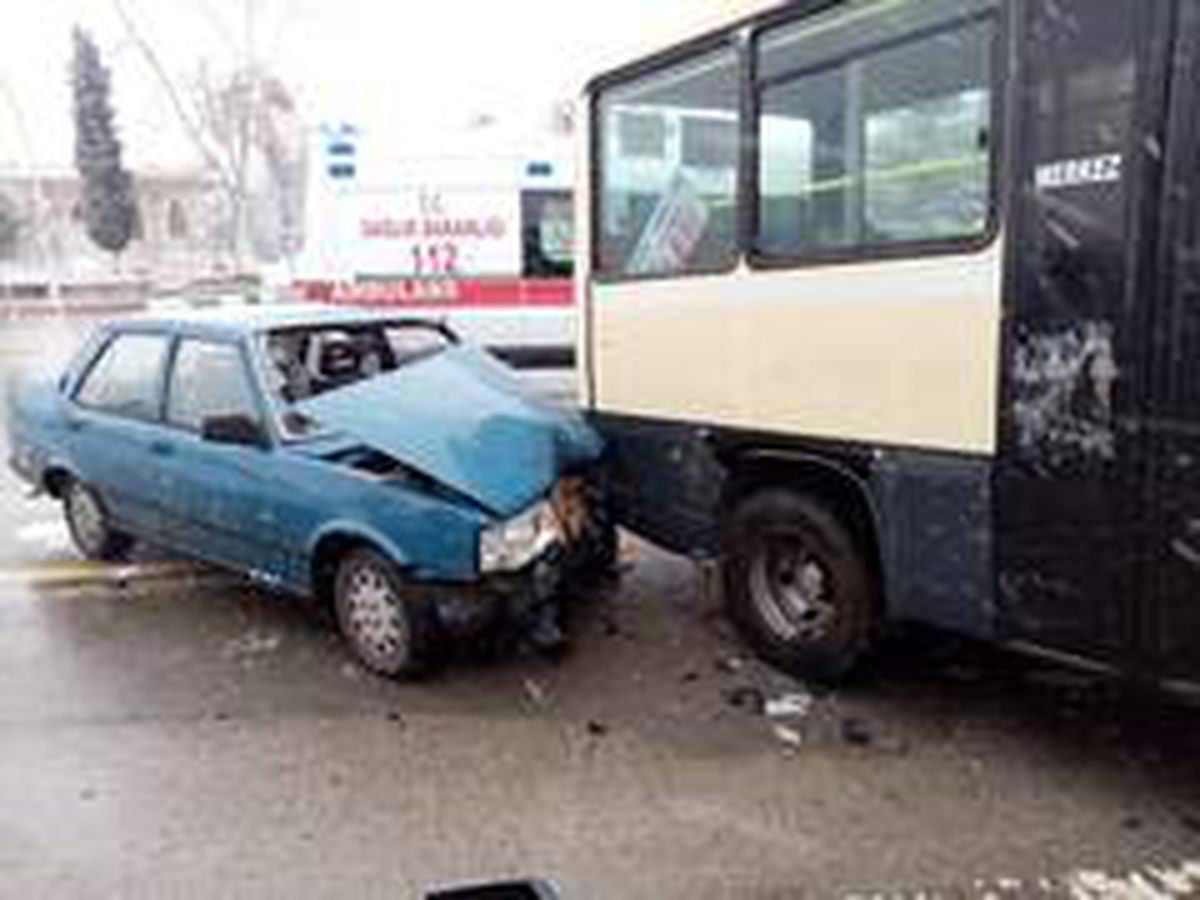 Malatya\'da trafik kazası: 3 yaralı