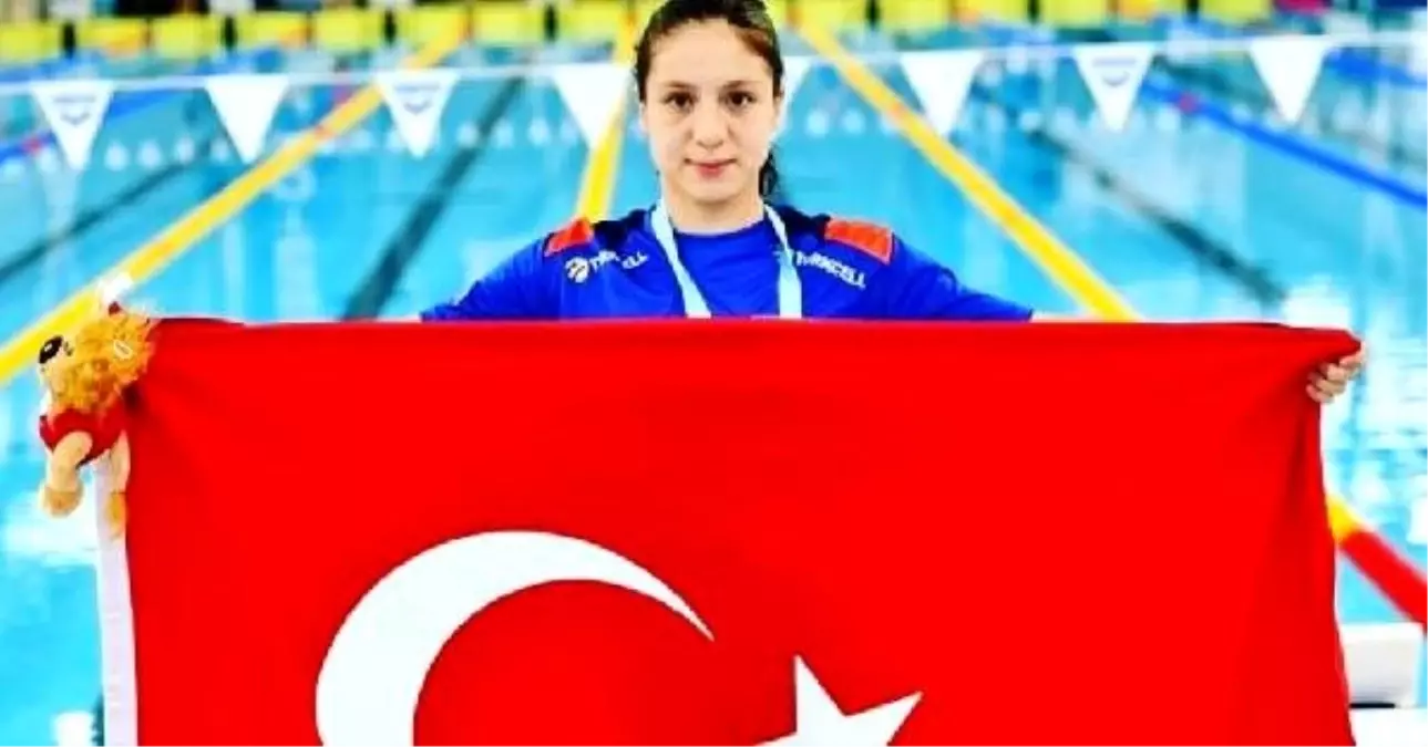 Milli yüzücü Merve Tuncel\'den olimpiyat vizesi