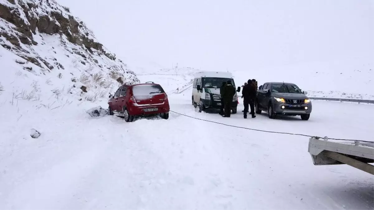 Sahara ve Mozeret Geçidi ağır tonajlı araçlara kapatıldı