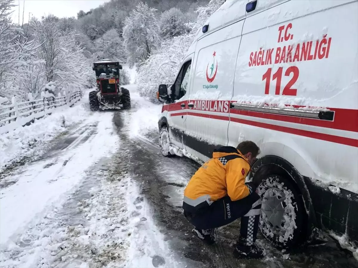 Yaşlı hastanın imdadına özel idare ekipleri yetişti