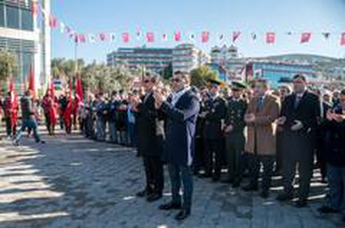Atatürk\'ün Kuşadası\'na gelişinin yıldönümü kutlandı