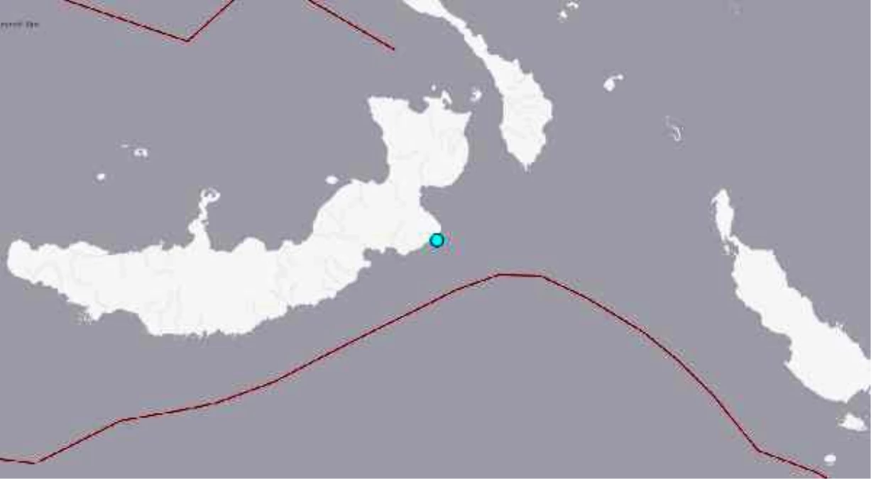 Papua Yeni Gine\'de 6.2 büyüklüğünde deprem
