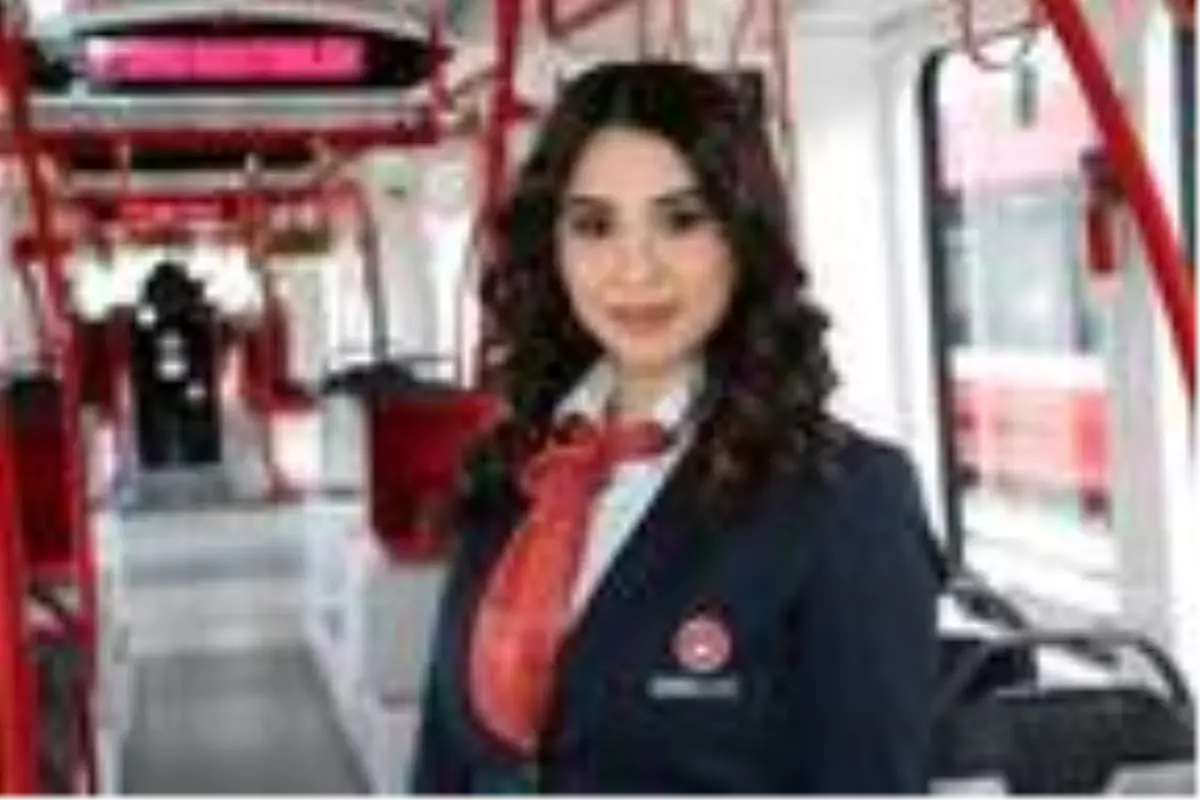 Samsun\'da tramvayın kadın makinistleri