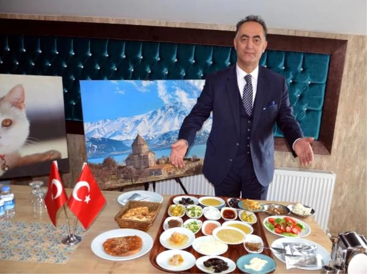 Van Kültür ve Turizm Müdürü\'nden, Dr. Öz\'e Van kahvaltılı yanıt