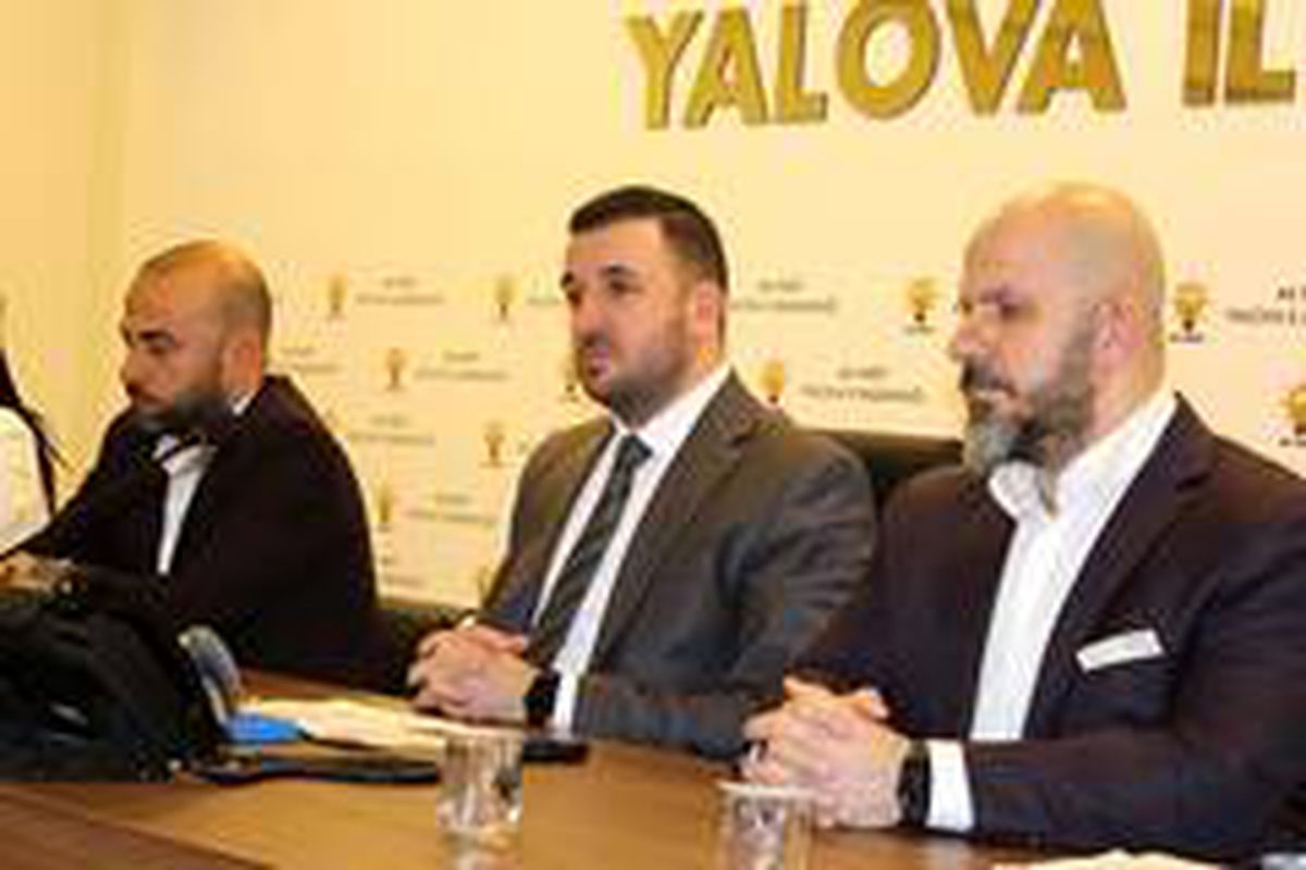 AK Parti\'den Yalova Belediyesindeki olayla ilgili ilk yorum Açıklaması