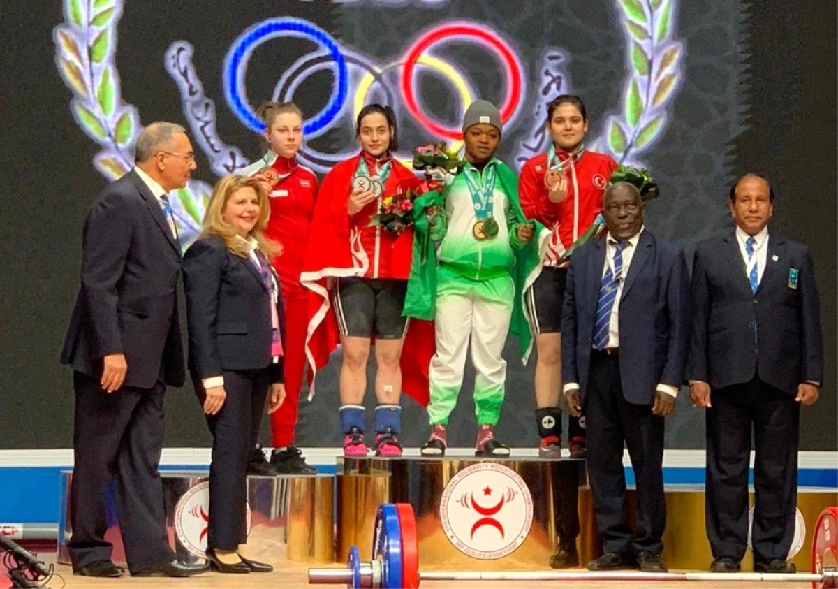 Ayşegül Çakın, Özbekistan\'dan 2 madalya ile dönüyor