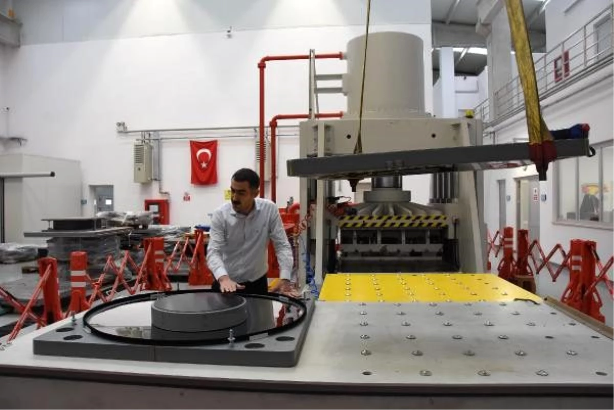 Depremin etkisini yüzde 80 azaltan izolatörler, Eskişehir\'de test ediliyor