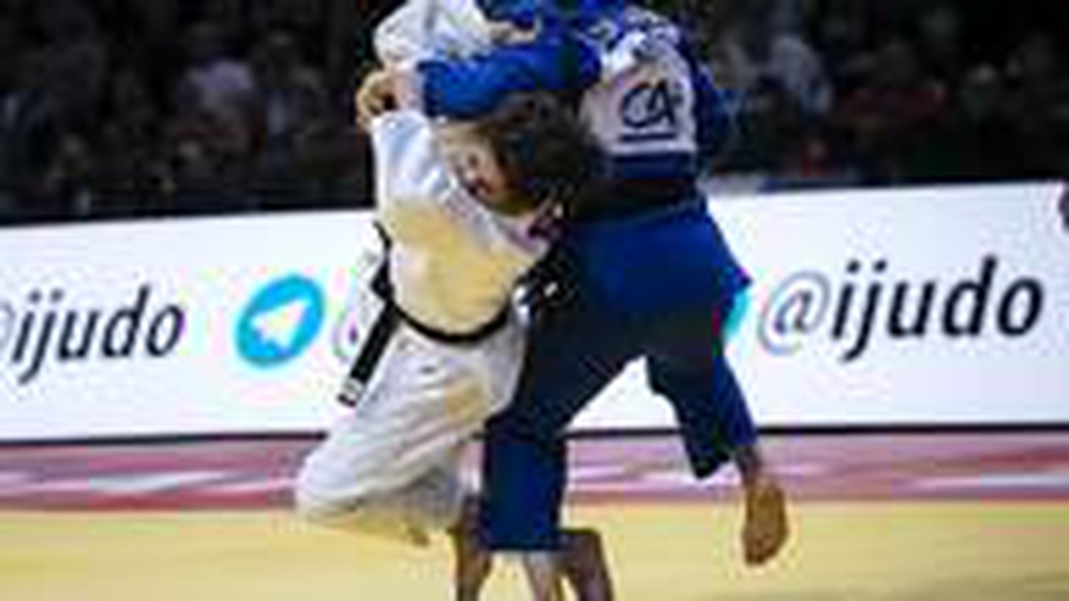 Judo Paris: Fransız judoka Teddy Riner 10 yıl aradan sonra mağlup oldu