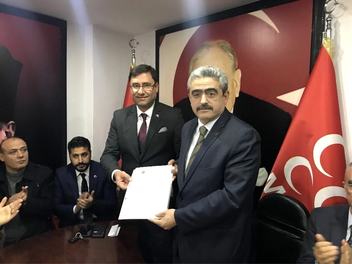 MHP Kuşadası\'nın yeni İlçe Başkanı Murat İnan oldu