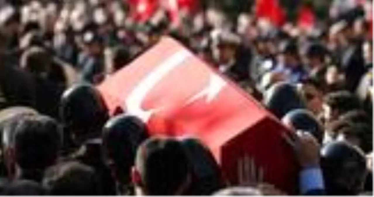 Son dakika: İdlib\'de rejim güçlerinin topçu ateşi sonucu 5 askerimiz şehit oldu