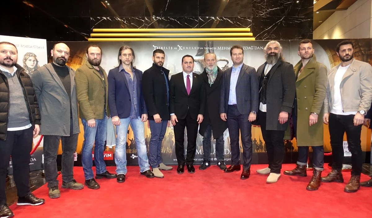 "Türkler Geliyor: Adaletin Kılıcı", Beyoğlu\'nda sinemaseverlerle buluştu
