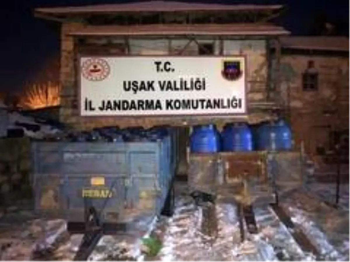 Uşak\'ta 22 bin litre kaçak içki ele geçirildi