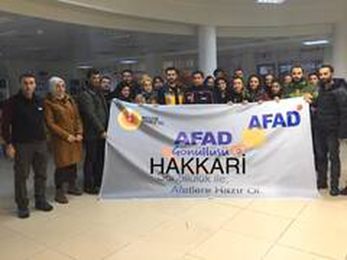 Hakkari\'de AFAD gönüllülerine uygulamalı eğitim
