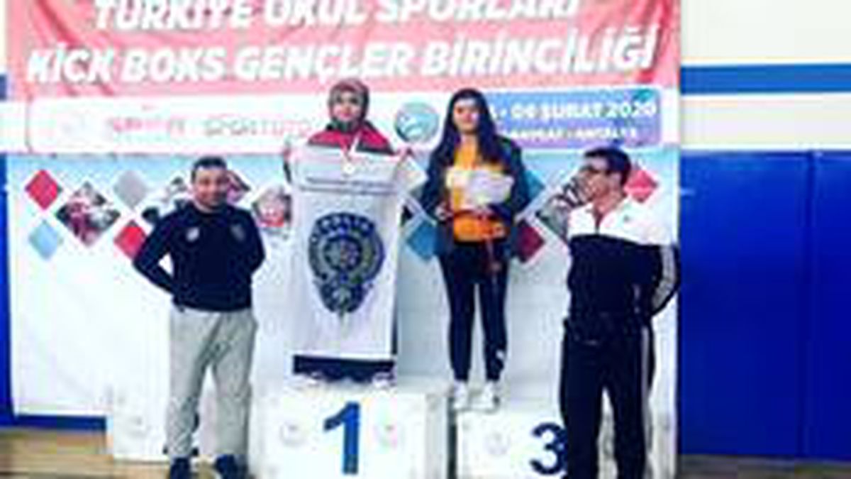 Kırıkkaleli sporcu Kick Boks\'da Türkiye şampiyonu oldu