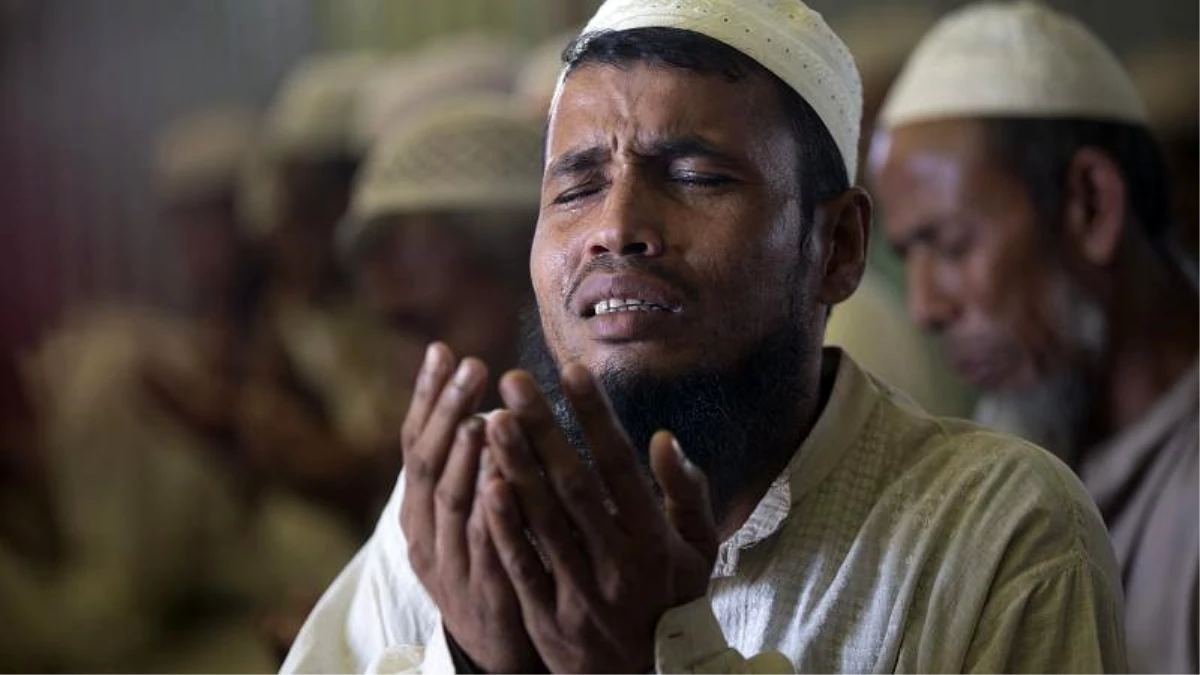 Rohingya mültecilerini taşıyan tekne alabora oldu: En az 16 ölü var