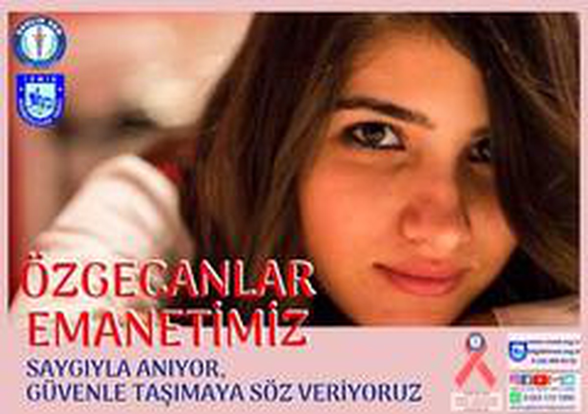 Sağlık-Sen İzmir 1 No\'lu Şube Kadın Komisyonu Özgecan Aslan\'ı unutmadı