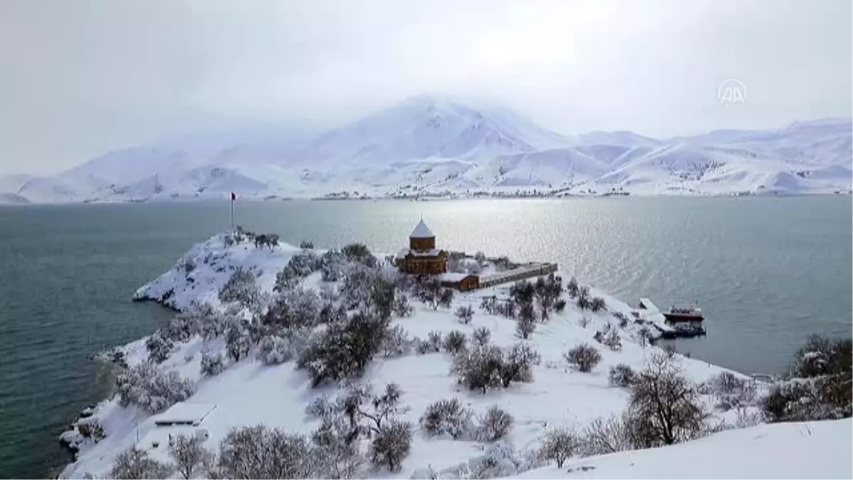 Tarihi mekanlarda kış güzelliği