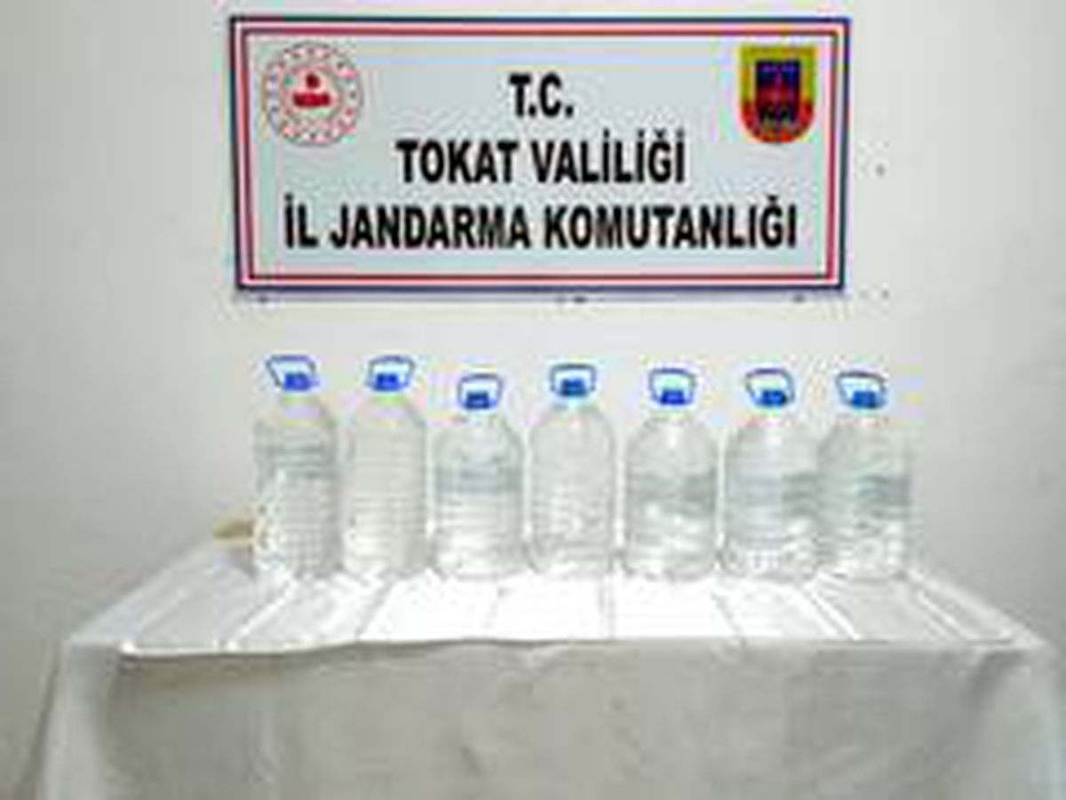 Turhal\'da kaçak rakı operasyonu