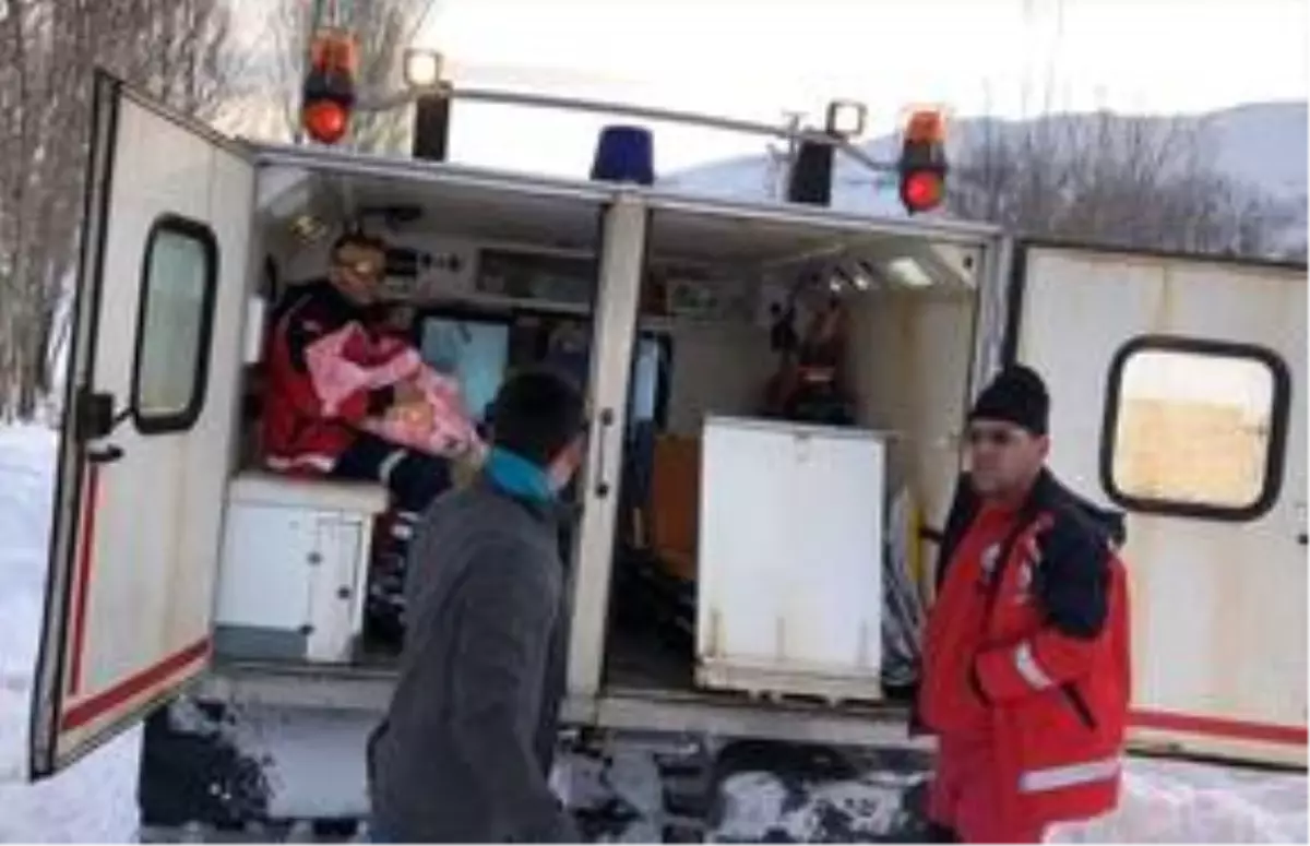 UMKE ve 112 Acil Sağlık, Sümeyra ve Ayvaz kardeşler için seferber oldu