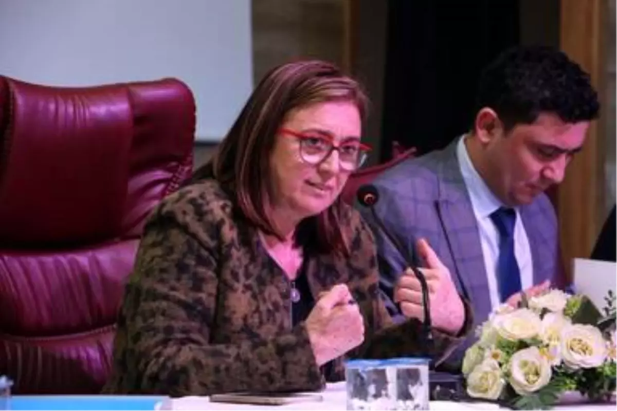 Başaran, Alaşehir'de muhtarlarla buluştu