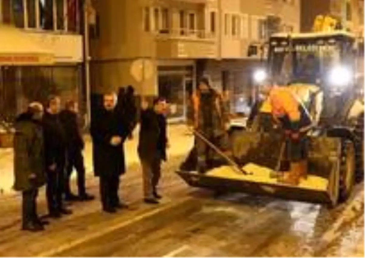 Başkan Kılıç: "Kar yağışının günlük hayatı olumsuz yönde etkilemesinin önüne geçtik"