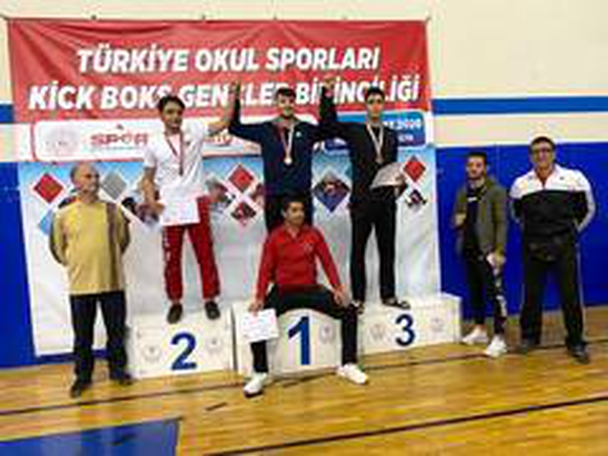 Develili sporcu Kickboks Türkiye Şampiyonasında 3. Oldu