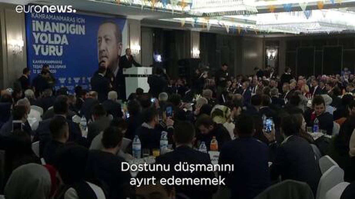 Erdoğan: Türkiye\'nin karşısında hangi gavur varsa onun kılıcını çalanları ifşa edeceğiz