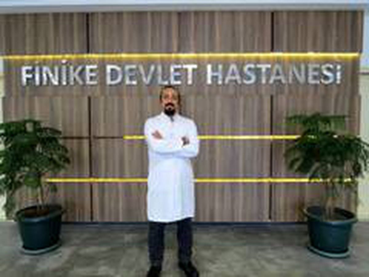 Finike\'de genel cerrahi uzmanı göreve başladı