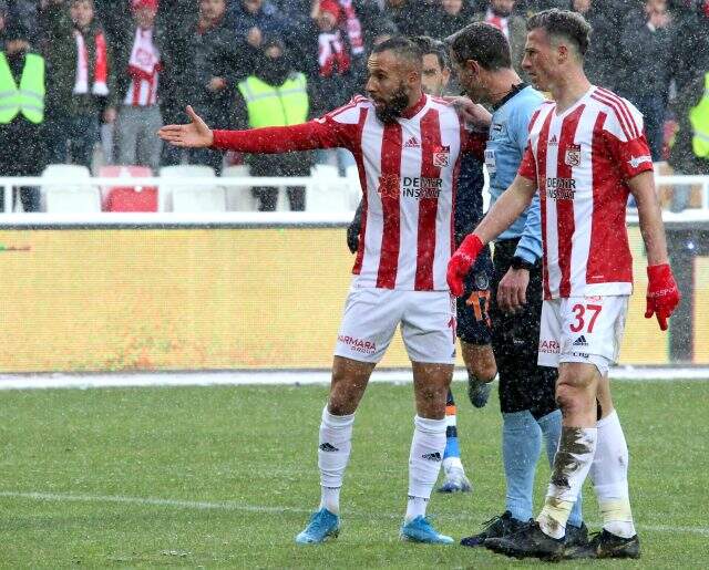 Süper Lig'de 22. haftanın hakemleri açıklandı! 3 hakeme maç verilmedi