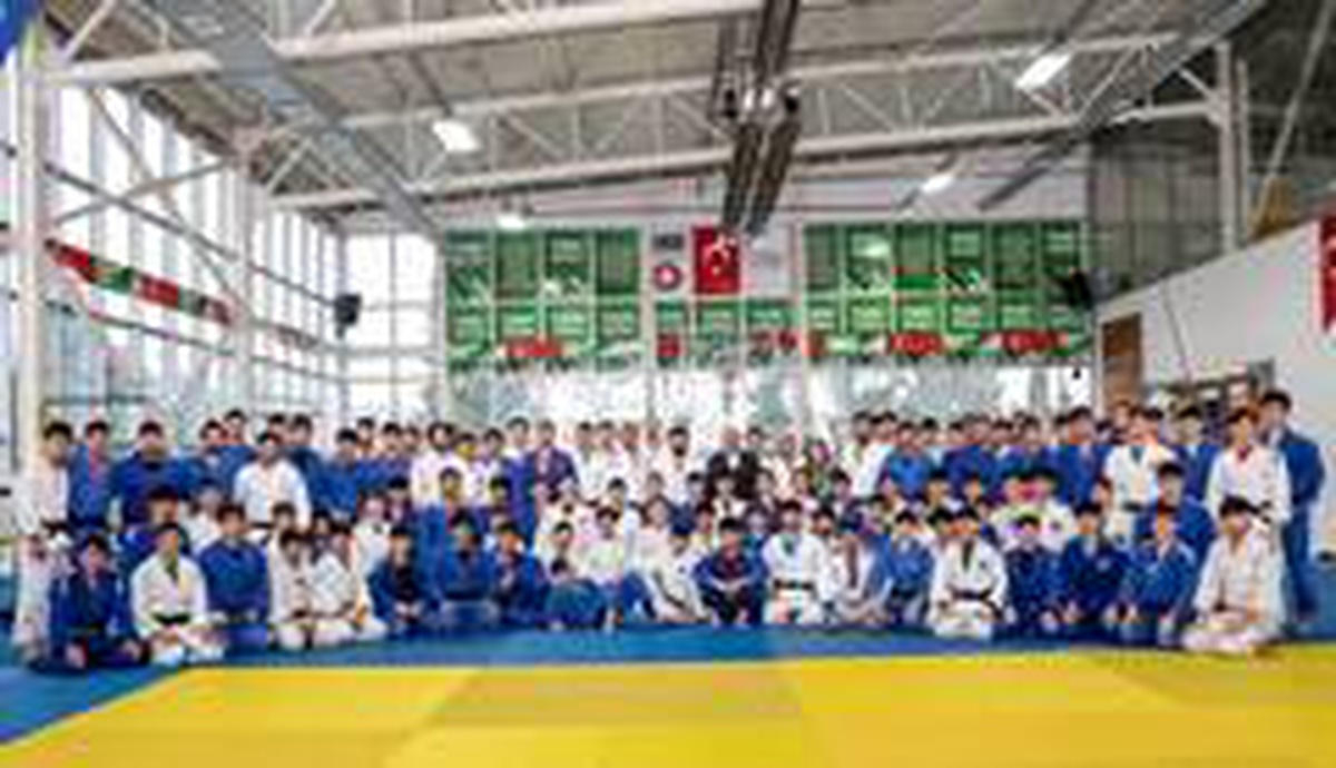 Türk ve Azeri Judo Milli Takımları olimpiyatlara Samsun\'da hazırlanıyor