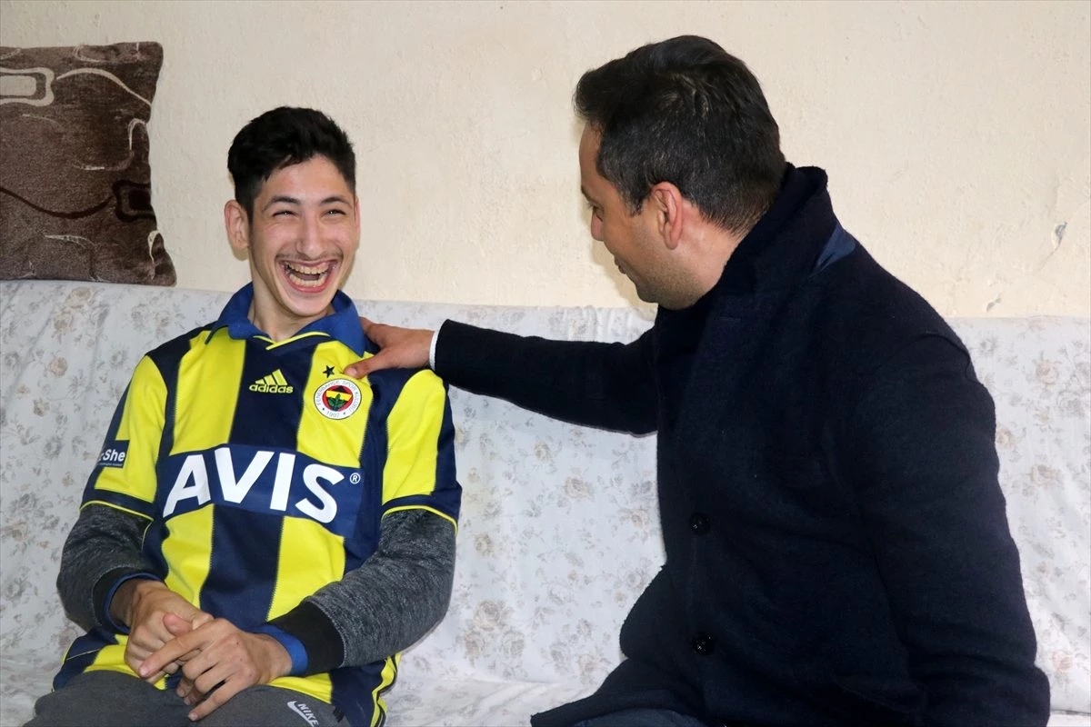 Adana\'da engelli çocuğun Fenerbahçe hayali gerçekleşecek