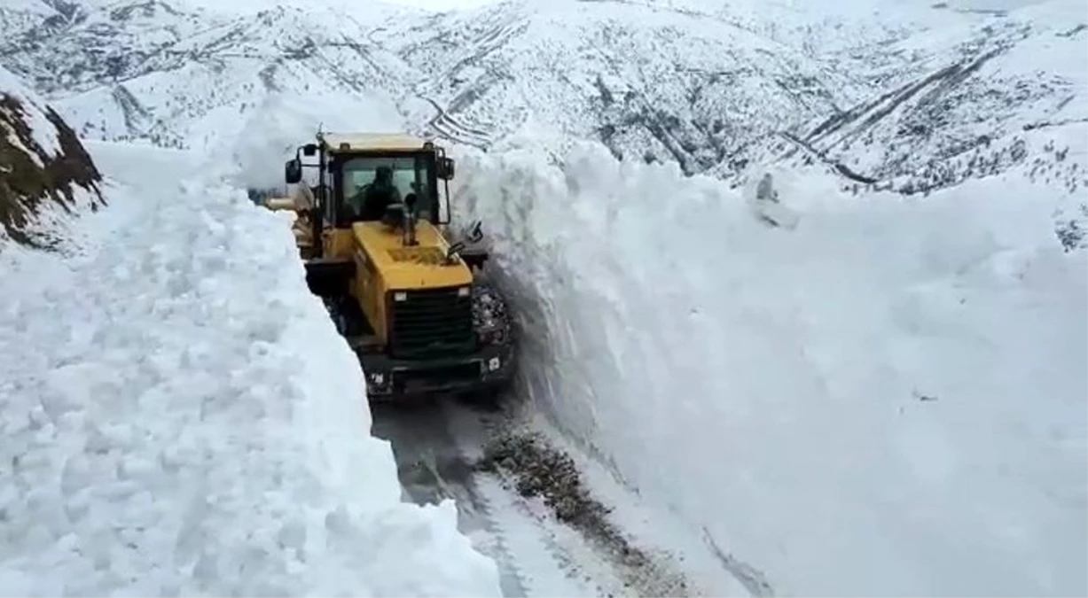 Adıyaman\'da kar nedeniyle 484 yerleşim yerine ulaşılamıyor