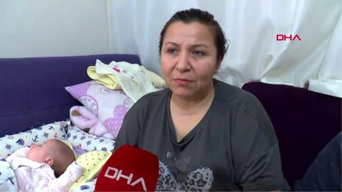 Avcılar\'da dehşet karısını, 40 günlük bebeğini ve üvey kızını bıçakladı