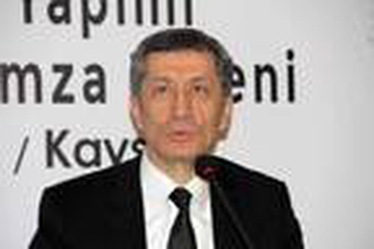 Bakan Selçuk: Öğrencilerimizin okullarda atölyelerle tanışması çok önemli (2)