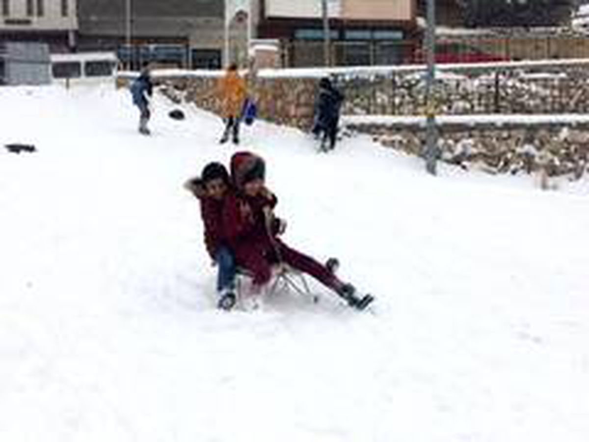 Bayburt\'ta kar yağışı etkili oluyor