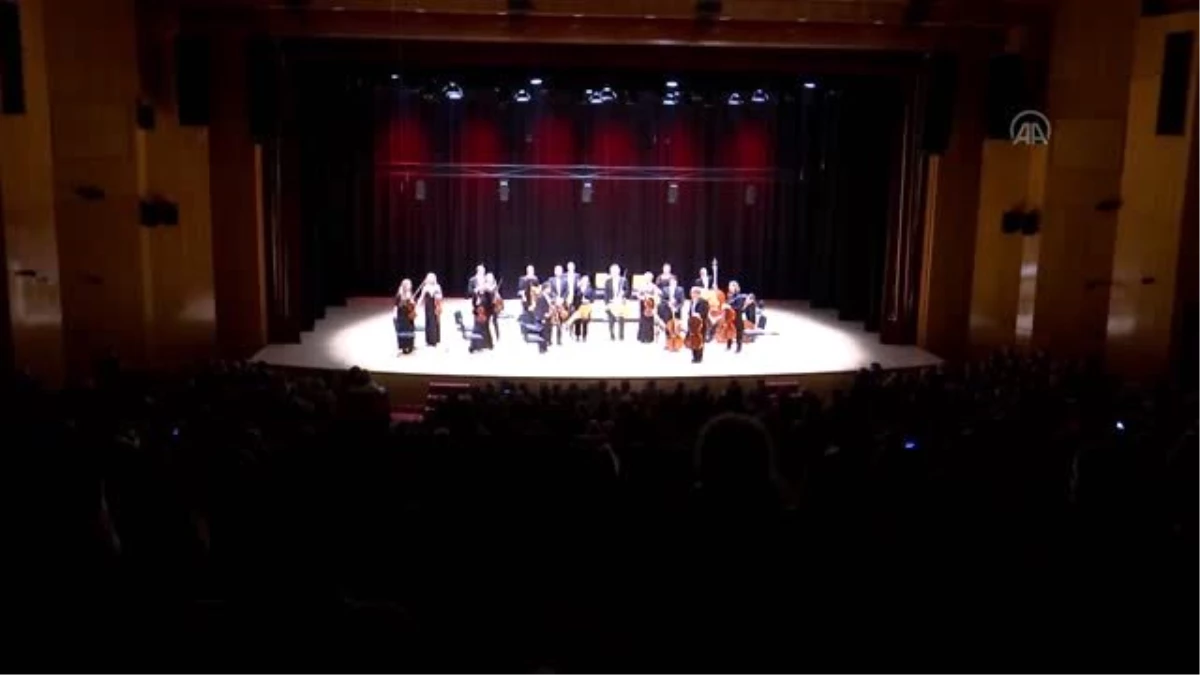 English Chamber Orchestra, CRR\'de konser verdi