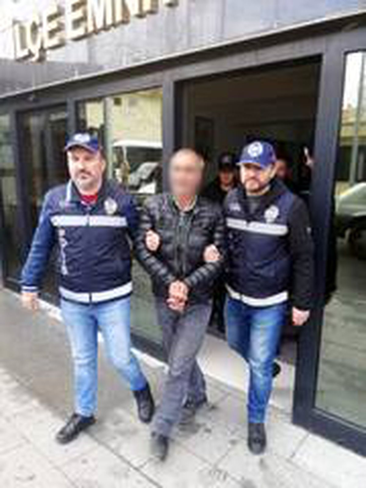 Göçmen kaçakçılığı operasyonu şüphelileri serbest kaldı