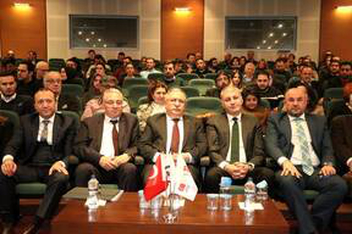 KOBİ\'lere ve girişimcilere sağlanan destekler panelde ele alındı