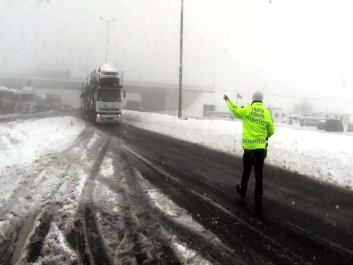 Malatya yolu tır trafiğine kapatıldı