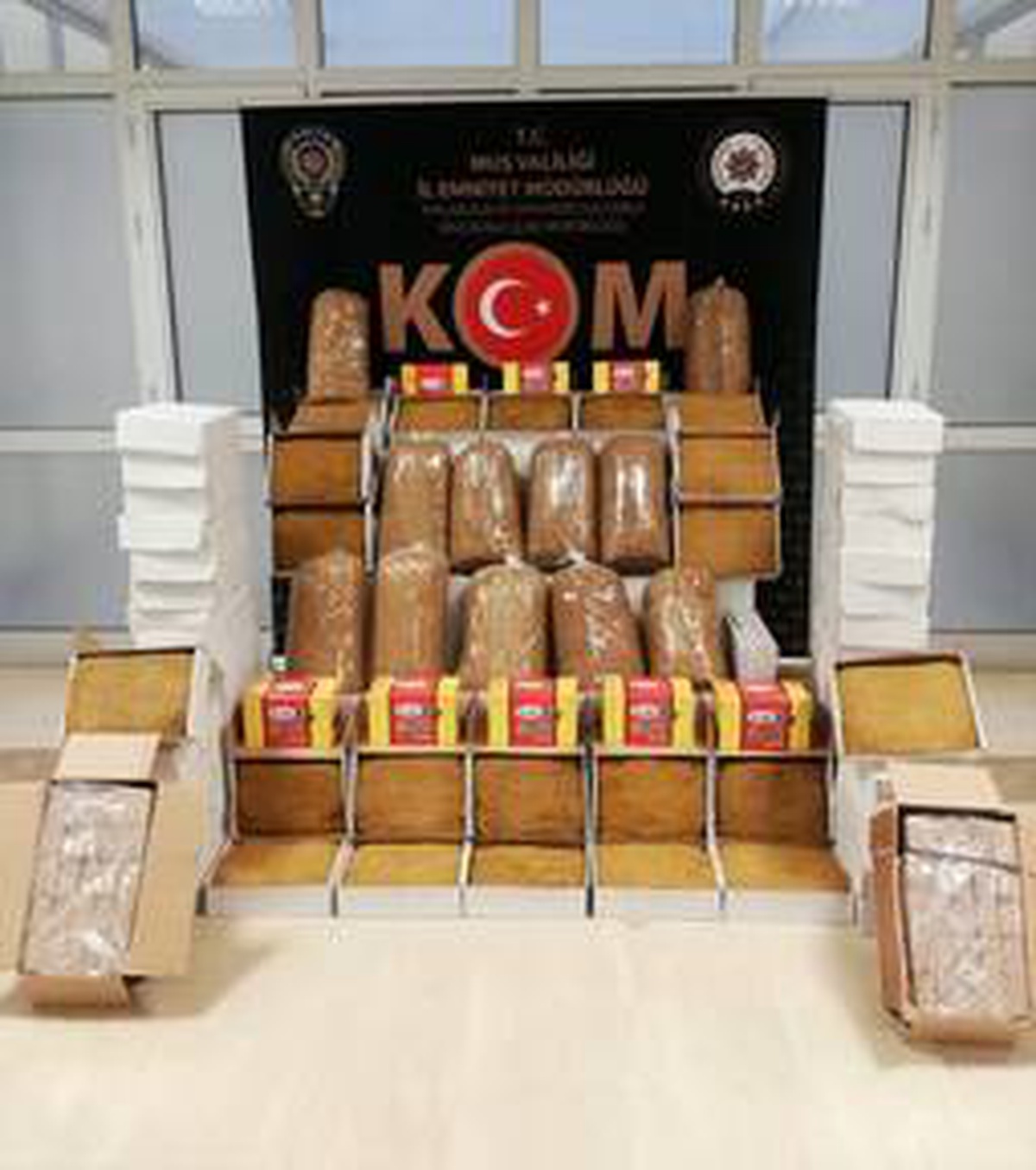 Muş\'ta kaçak tütün operasyonunda bir kişi gözaltına alındı