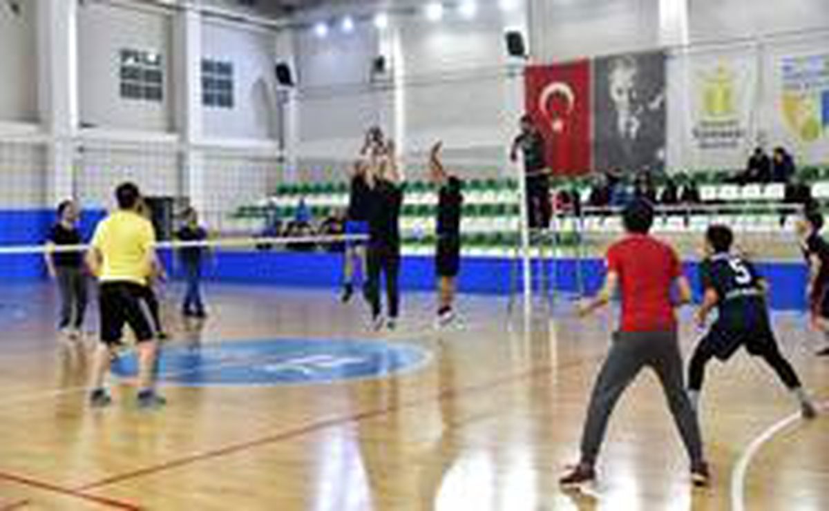 Tepebaşı Belediyesi\'nin \'Müdürlükler Arası Voleybol Turnuvası\' sona erdi