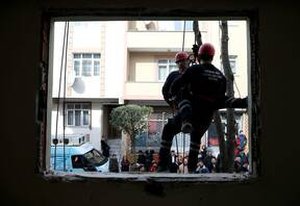 Bayrampaşa\'da deprem tatbikatı yapıldı
