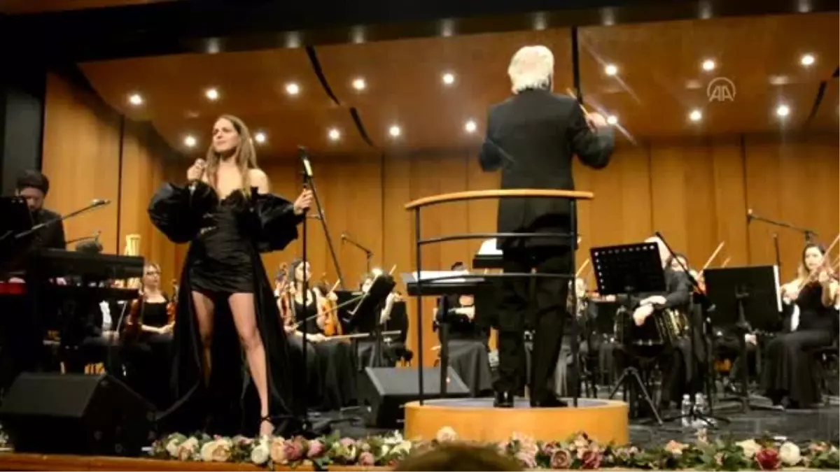 BBDSO "Sevgililer Günü" konserinde Lara di Lara\'yı konuk etti