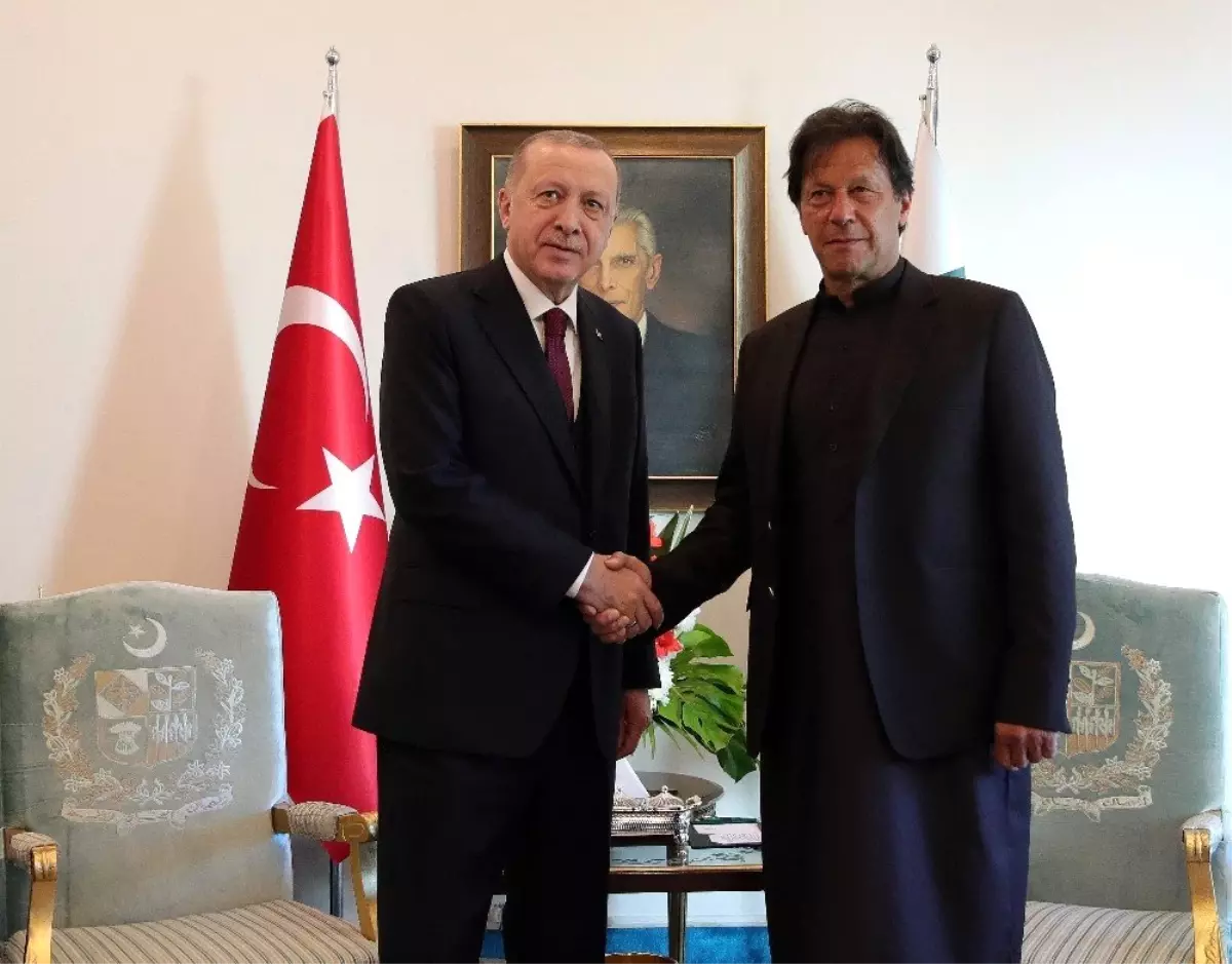 Cumhurbaşkanı Erdoğan, Pakistan Başbakanı Khan ile görüştü