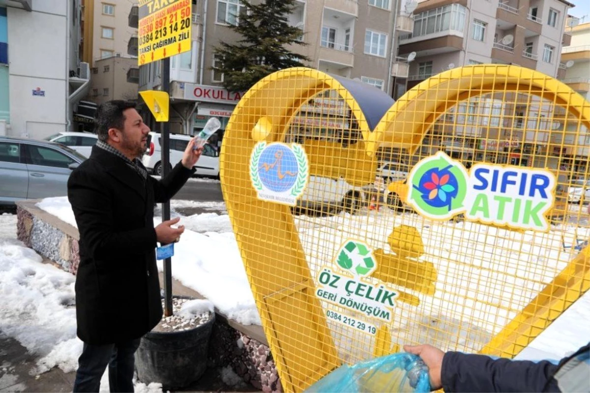 Daha temiz ve yaşanılabilir bir Nevşehir için, pet şişeler kumbaraya