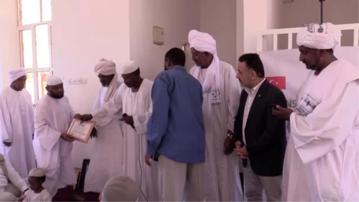 İHH İnsani Yardım Vakfı Sudan\'da yaptırdığı 3 camiyi ibadete açtı (2)