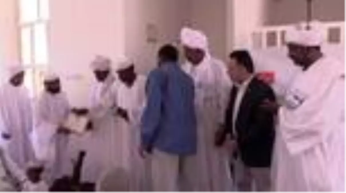 İHH İnsani Yardım Vakfı Sudan\'da yaptırdığı 3 camiyi ibadete açtı (2)