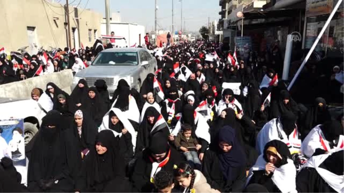 Irak\'ta Şii lider Sadr yanlısı kadınlardan gösteri